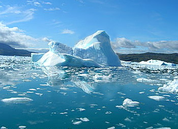 Floating of icebergs on water and Hydrogen bonding